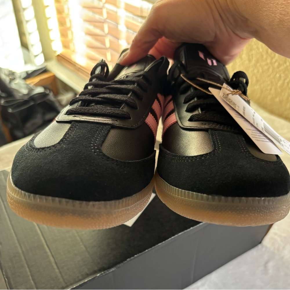 Adidas Samba Messi Women’s Size US 9.5 Black/Pink NWB - Picture 7 of 12